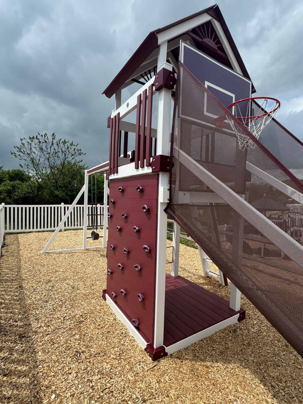 Buzzer Beater 7′ Sports Tower - bearplaygrounds
