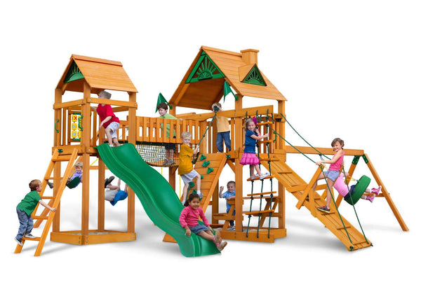 Cinnamon Bear Fort with Clatterbridge, Tire, Wood Roof - bearplaygrounds